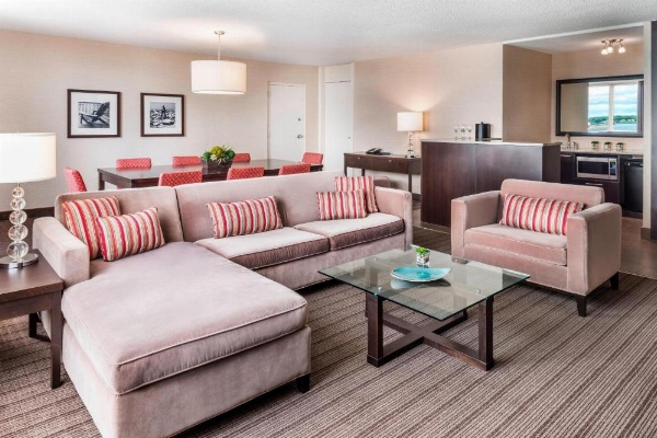 Delta Hotels by Marriott Sault Ste. Marie Waterfront image 12